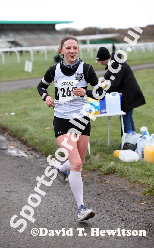 Izzy Knox (Tyne Bridge) on her way to winning the Newcastle Racecourse 50k, Newcastle Racecourse, Gosforth, Newcastle. Photo: David T. Hewitson/Sports for All Pics